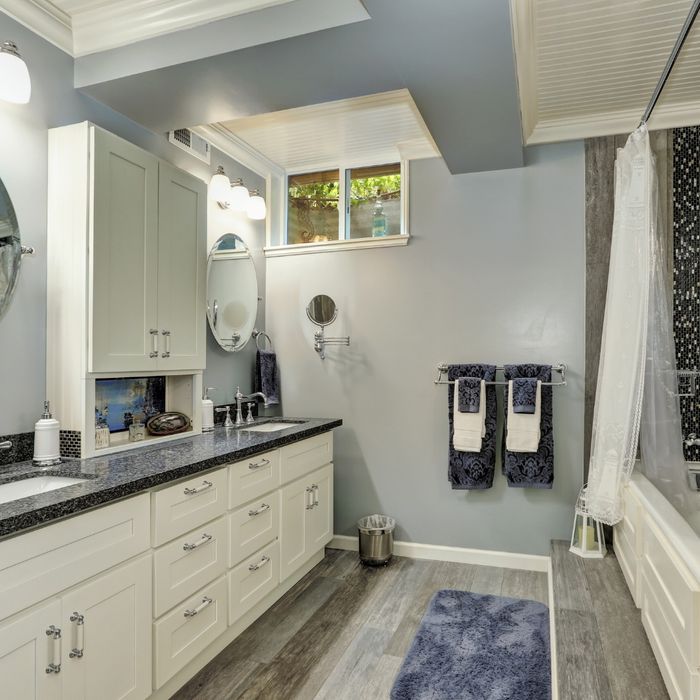 Bathroom with vanity lighting