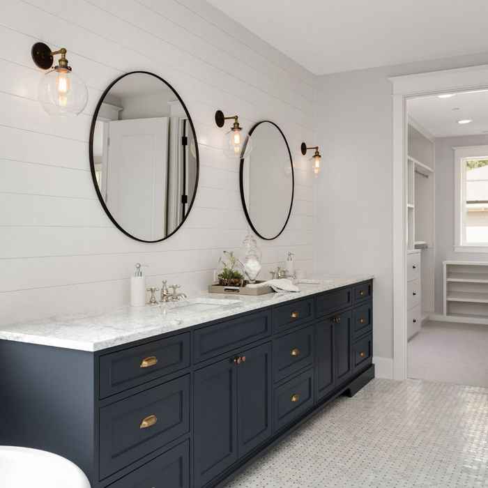 Full Bathroom Design Trends_Blog-1.jpg