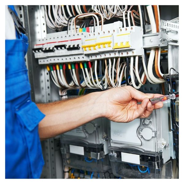 What to Look for When Hiring an Electrician 5.jpg