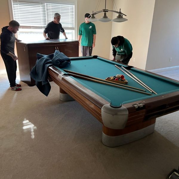 Kane and Family Movers showing their moving services