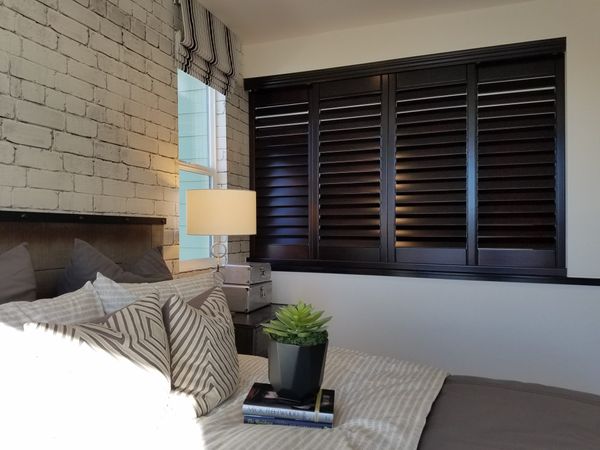 Dark-Shutters-onyx1.jpg