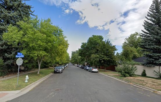 Nestled near the famous Chautauqua Park and Flatirons. Close to CU Boulder, Highway 36, and the Colorado Music Festival. A scenic area with hiking trails, historic cottages, and cultural events year-round. Chautauqua Neighborhood