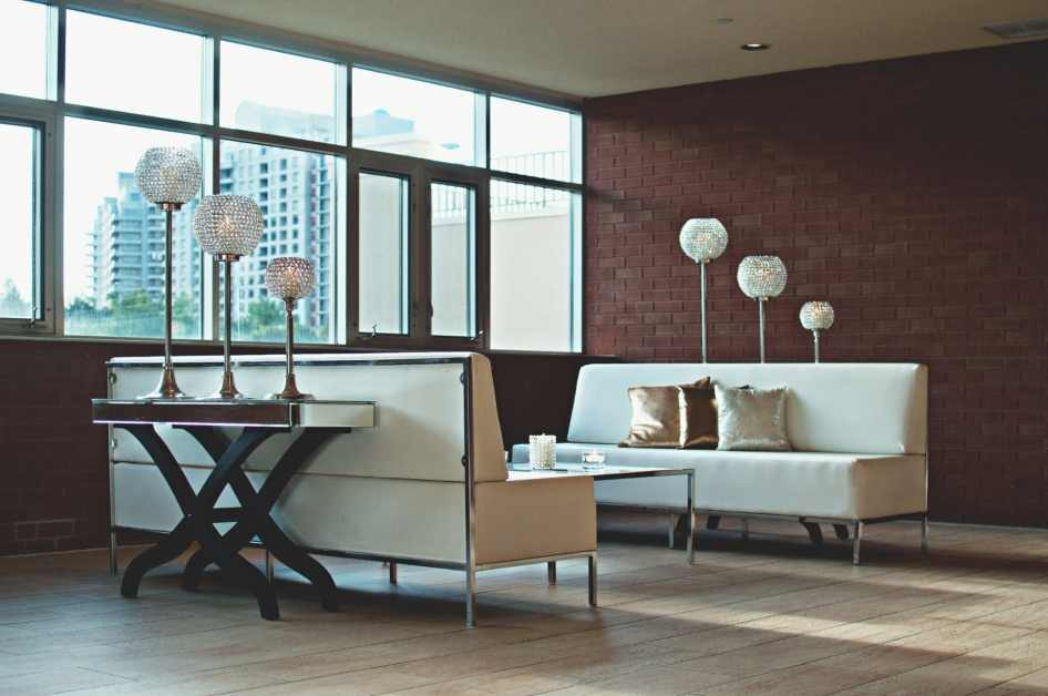 Lighting-A-Room-With-Lamps-5d55883c0dd3c-946x628.jpg
