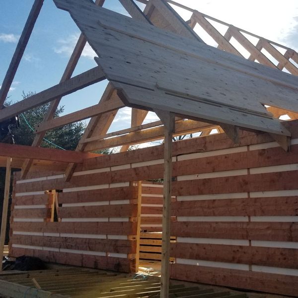 Bald Mountain North Carolina Log Home Construction - 2.jpg