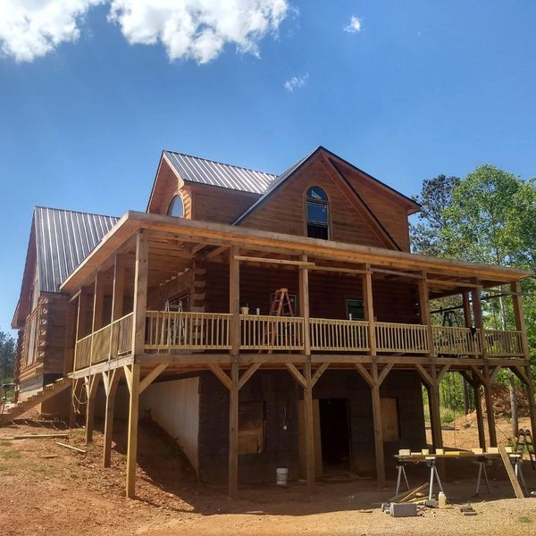 Bald Mountain North Carolina Log Home Construction - 4.jpg