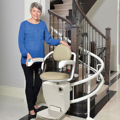 Stairfriend Curved Stairlift PB Image 1.jpg