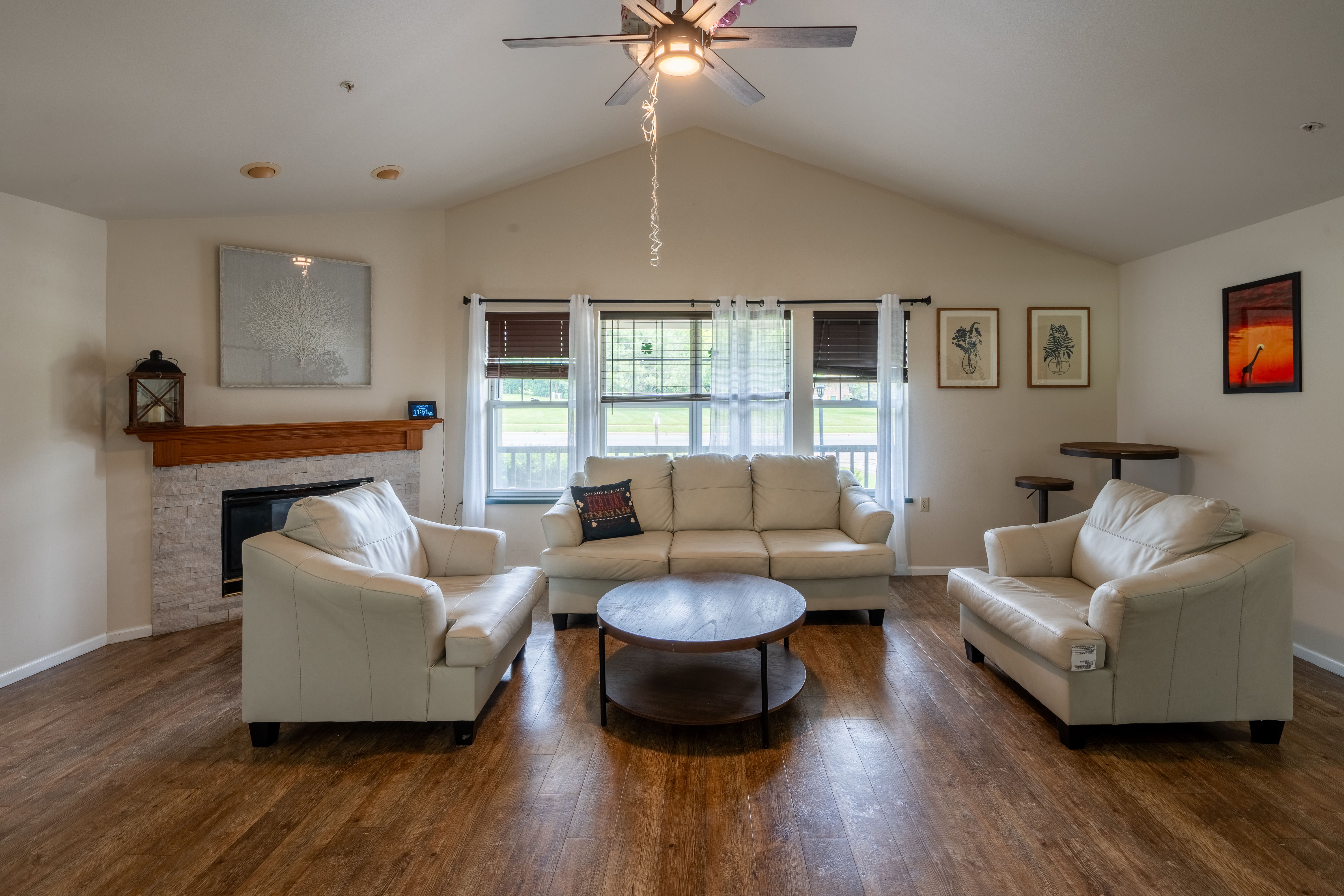 AQ104986-HDR.jpg
