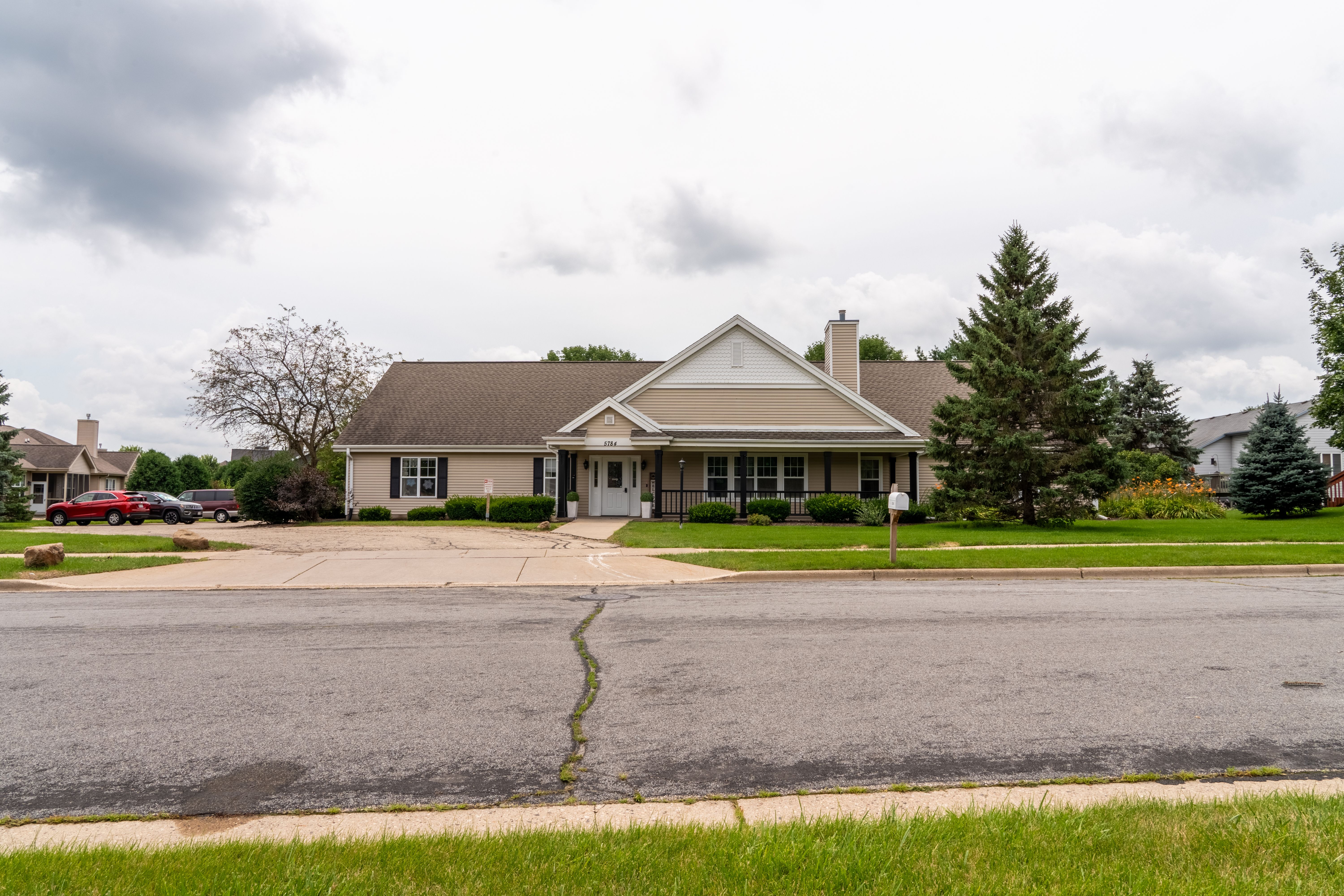 AQ105175-HDR.jpg