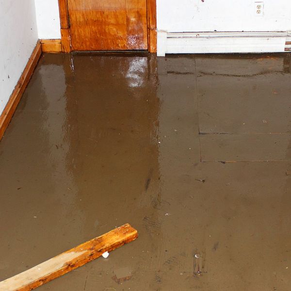 basement leak 