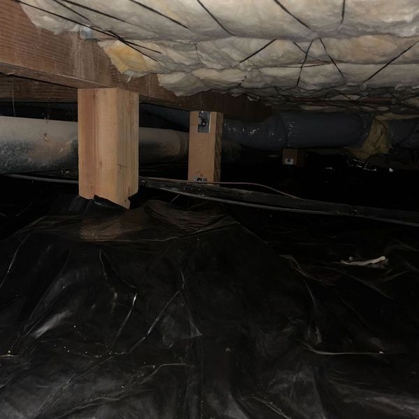 A foundation lift blocks