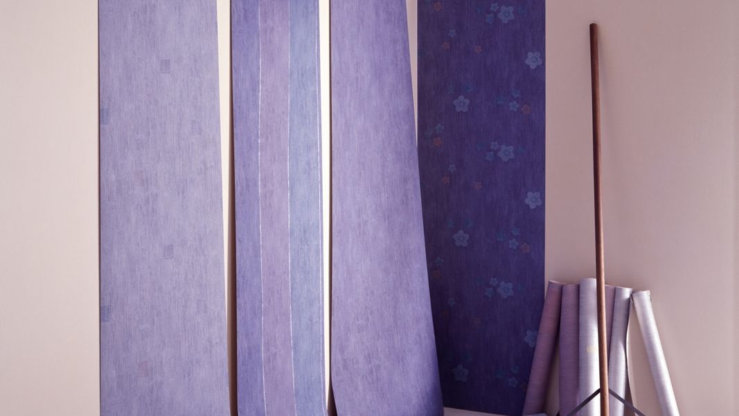 HERO-DIY vs Professional Wallpaper Installation.jpg