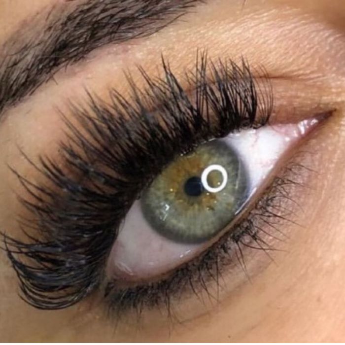 Let the Pros Train You_ Lash Extension Training Now Available at Lash Envy Studios 3.jpg