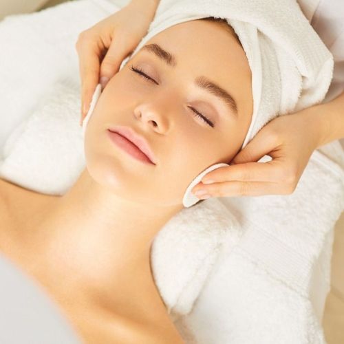 CUSTOM SIGNATURE FACIAL