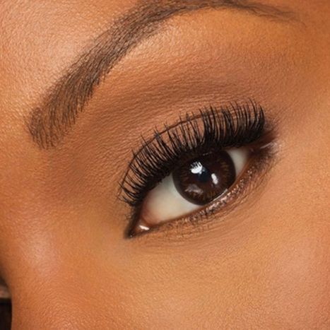 close up of lash extensions