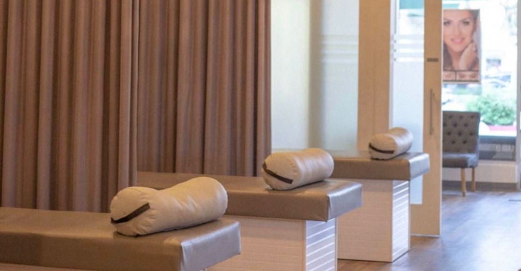 inside lash envy studios salon