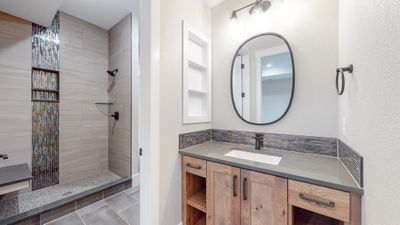 40 - Bathroom 5.jpg