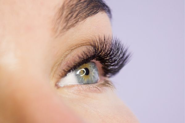 M47564 - Page Build - Eyelash Extensions - Image 1.jpg