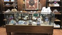 giftstore1.jpg