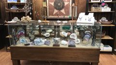 giftstore1.jpg