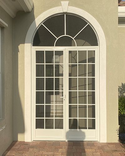 Screen door on entry way