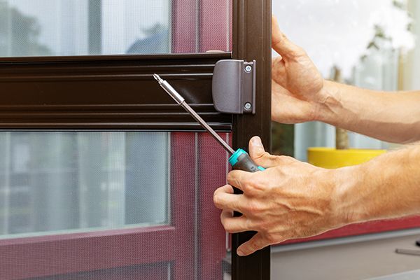 Screen door repair