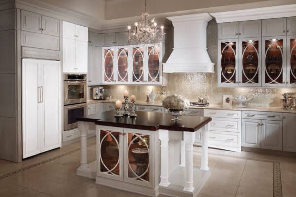 white kitchen cabinets