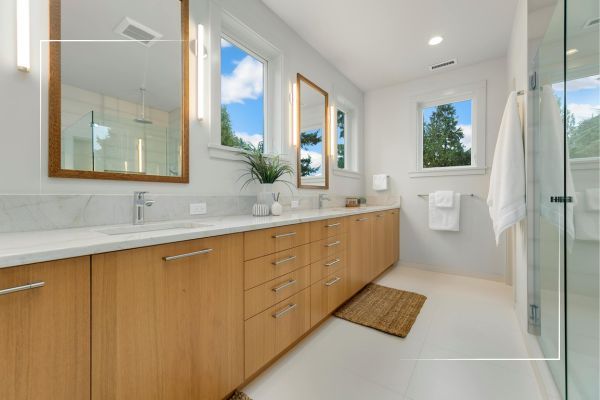 Bathroom Cabinetry3.jpg