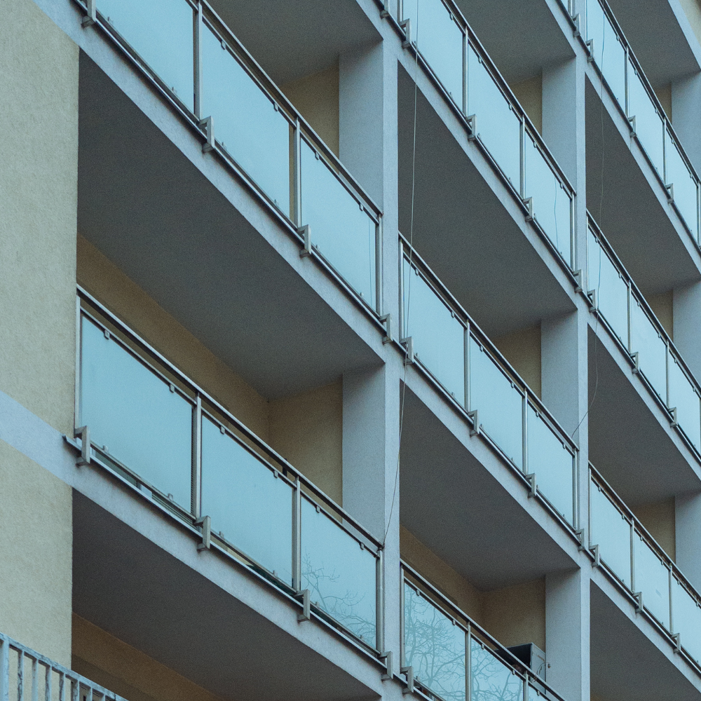 glass railing side 3.png