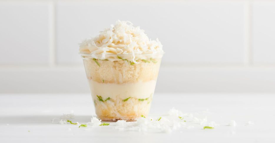 Key lime pie dessert in a cup