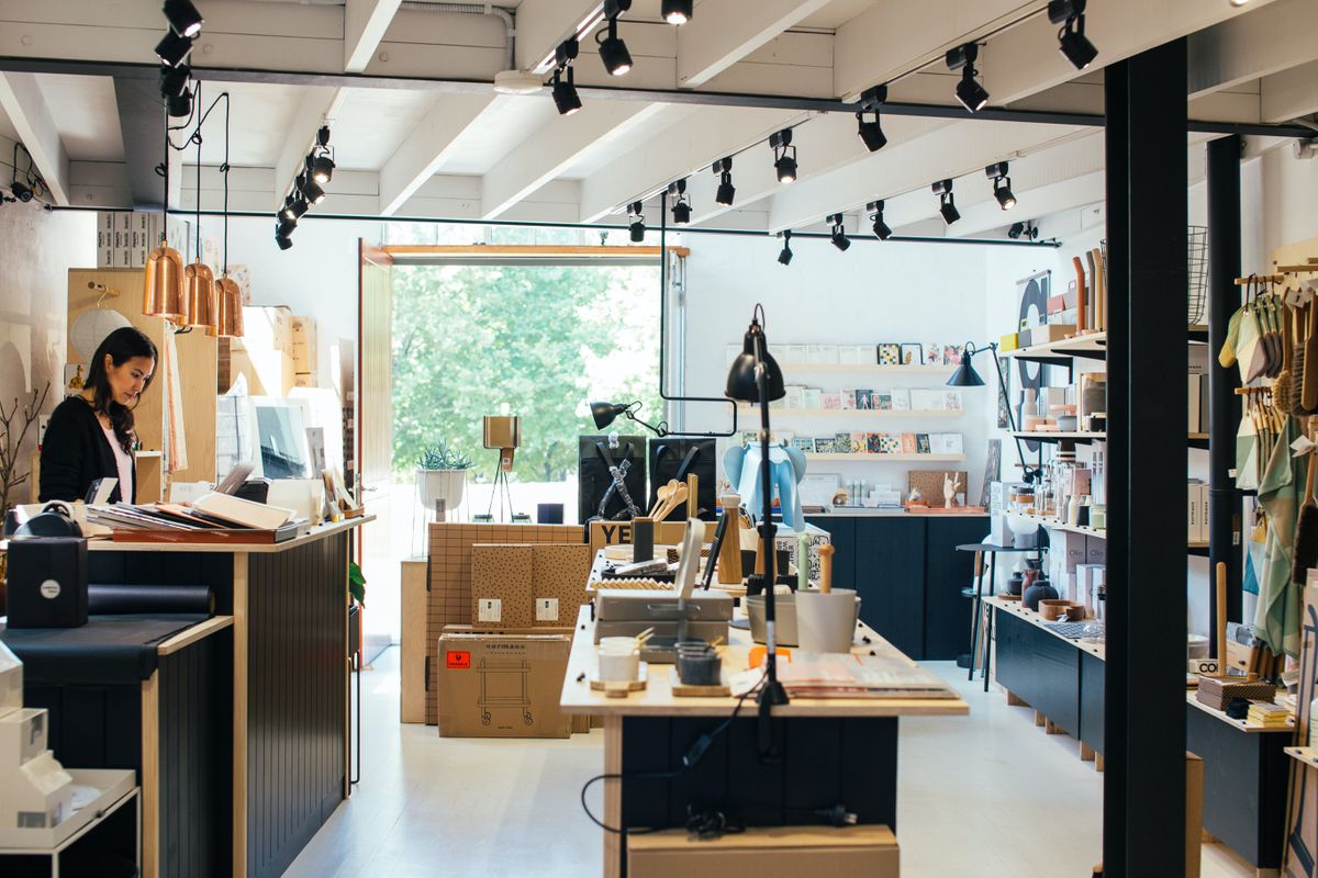 Retail store cleaning services Edmonton Retail store cleaning services Edmonton