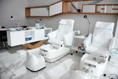 Cleaning Services for Beauty Clinic in Edmonton.jpg