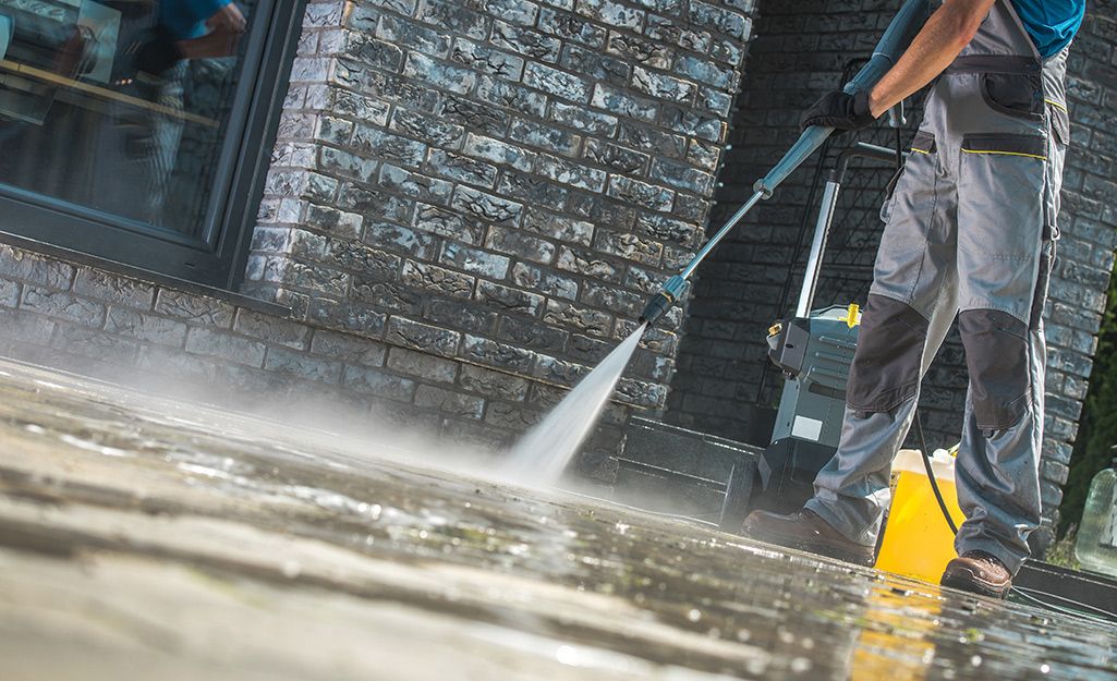 how-to-pressure-wash-your-driveway-step-4-A.jpg