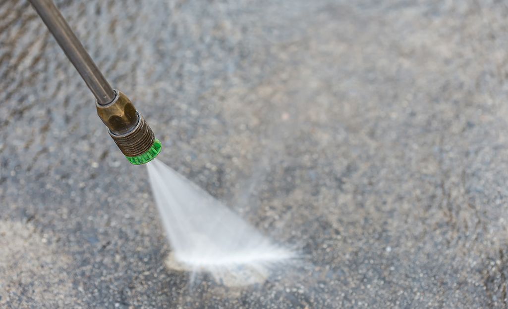 how-to-pressure-wash-your-driveway-step-5-A.jpg