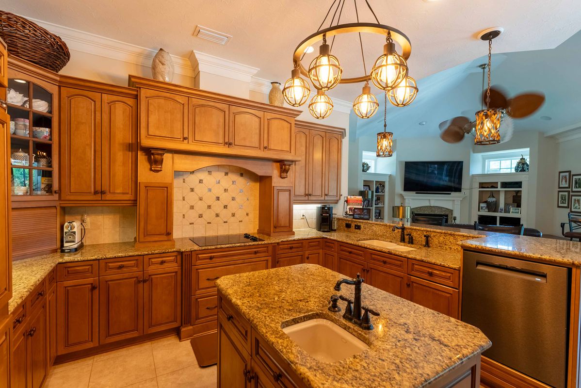 Rich Fondant two tone Before.jpg