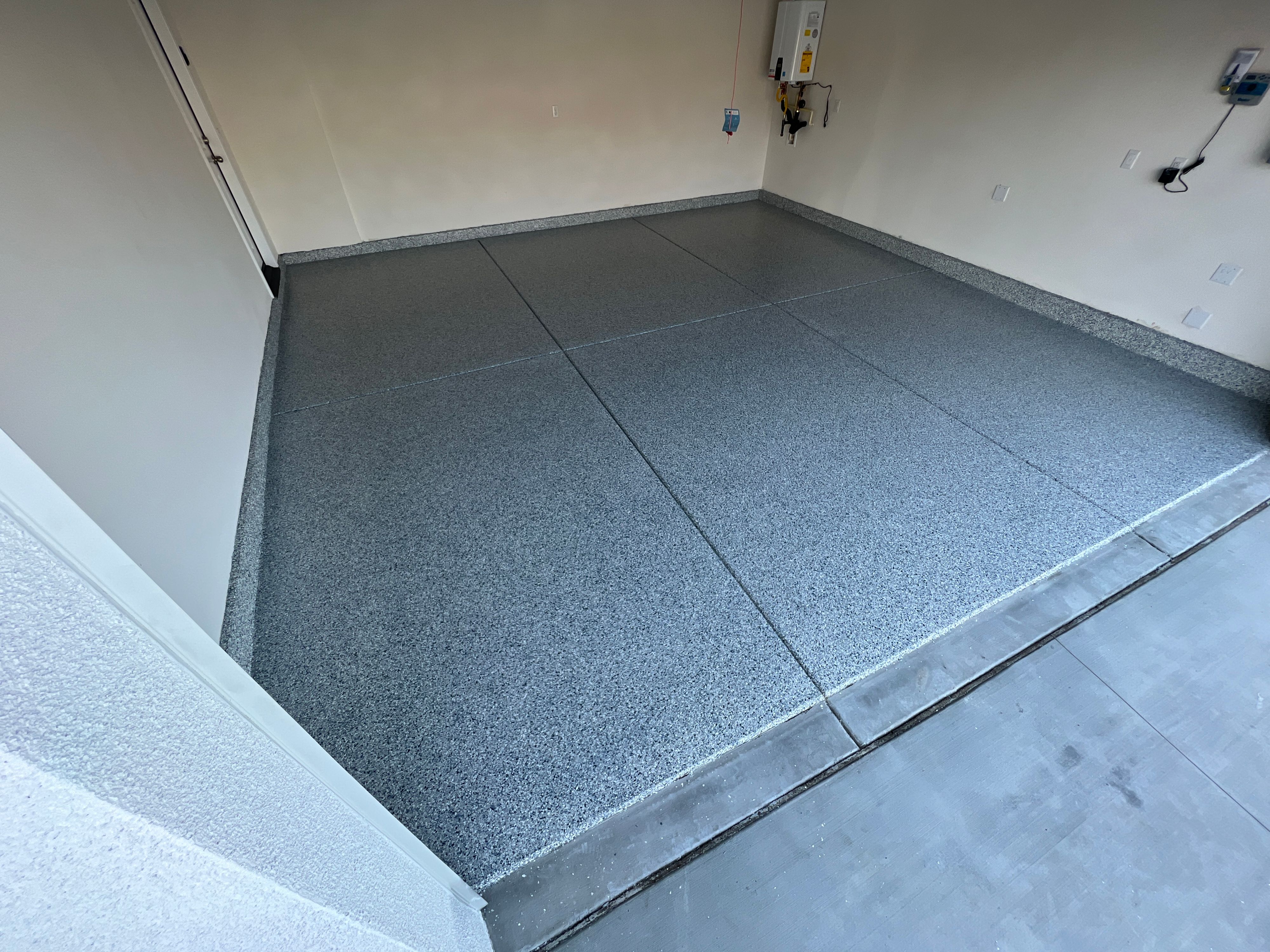 Seamless Garage Floor with Decorative Epoxy Flake Finish