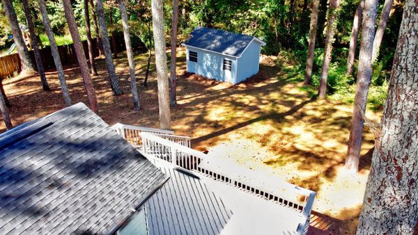Storage shed/workshop has electricity