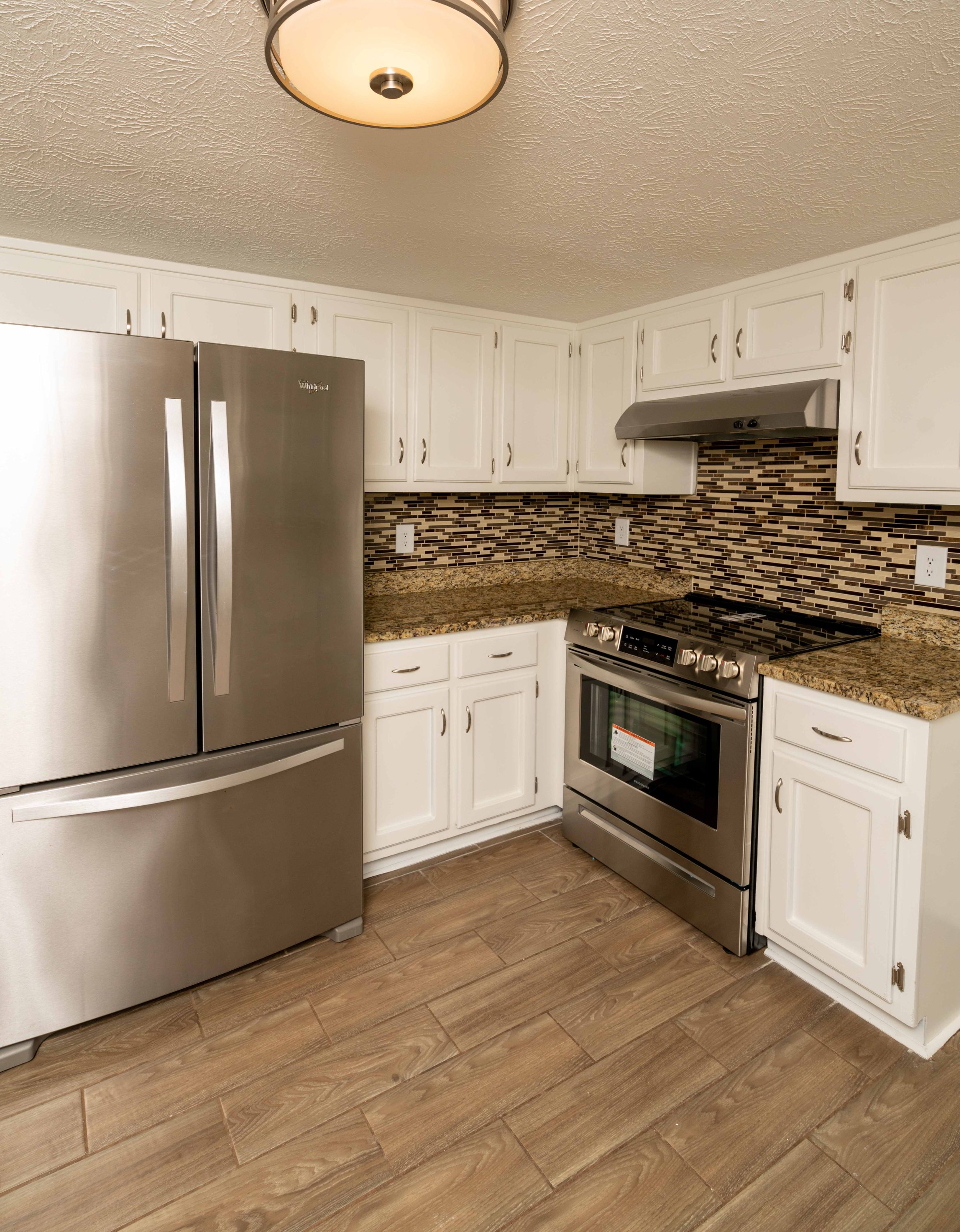STAINLESS STEEL APPLIANCES!