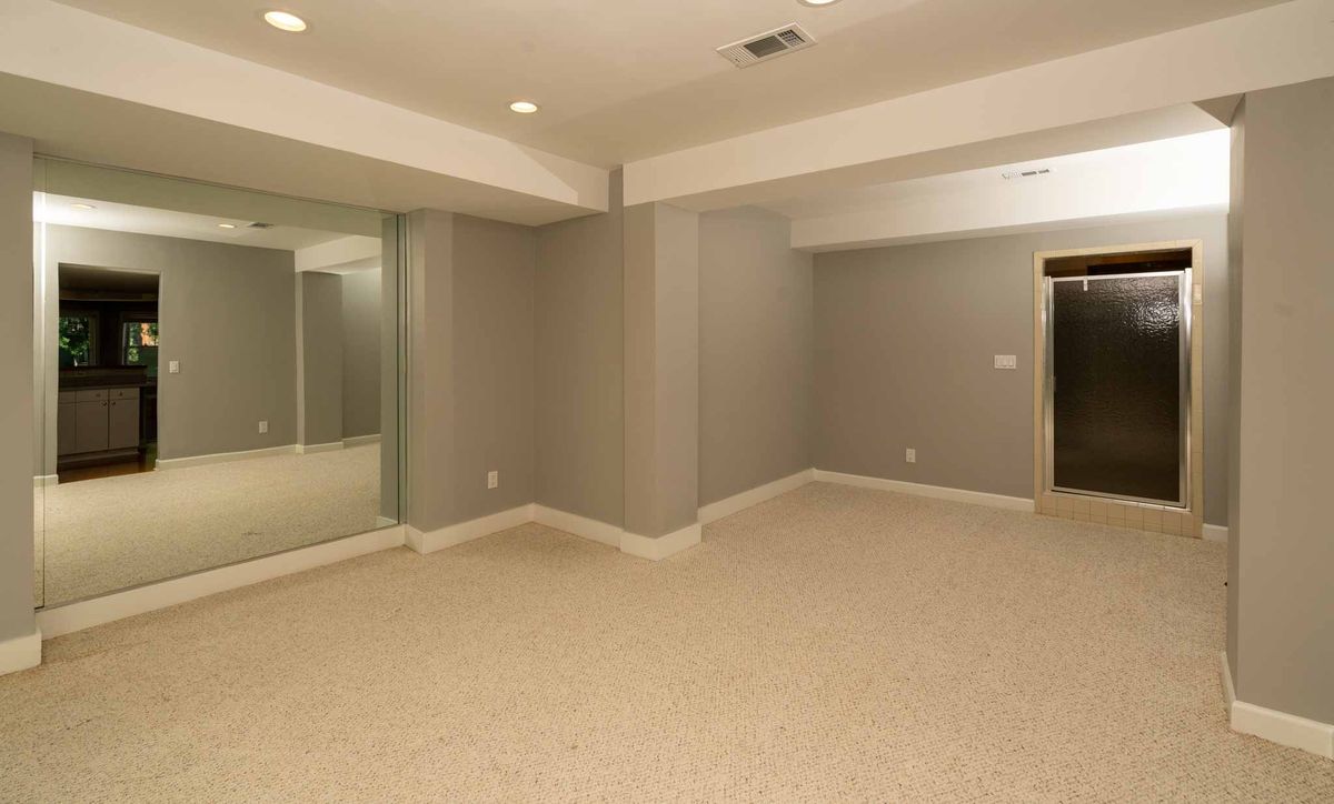 TERRACE LEVEL HOME GYM