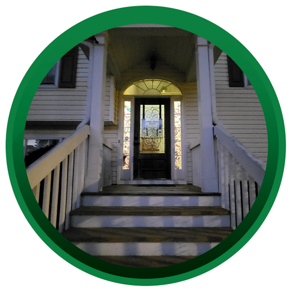 bercytray on home door