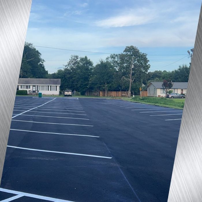 commercial asphalt sealcoating image2.jpg