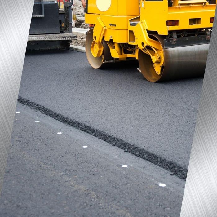 asphalt paver