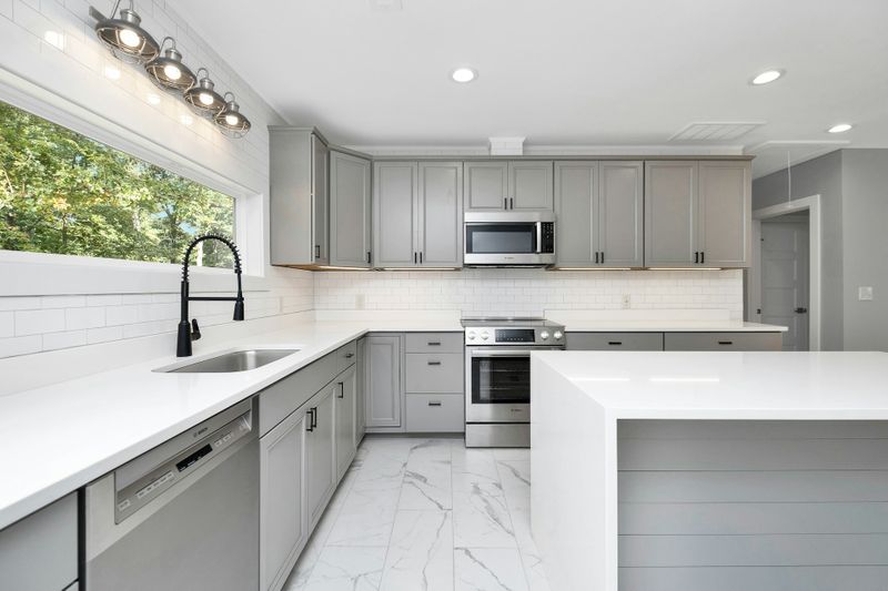 full-kitchen-remodeling-contractors-countertop-guide.jpg.jpg