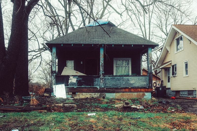 storm-damage-restoration-contractors.jpg