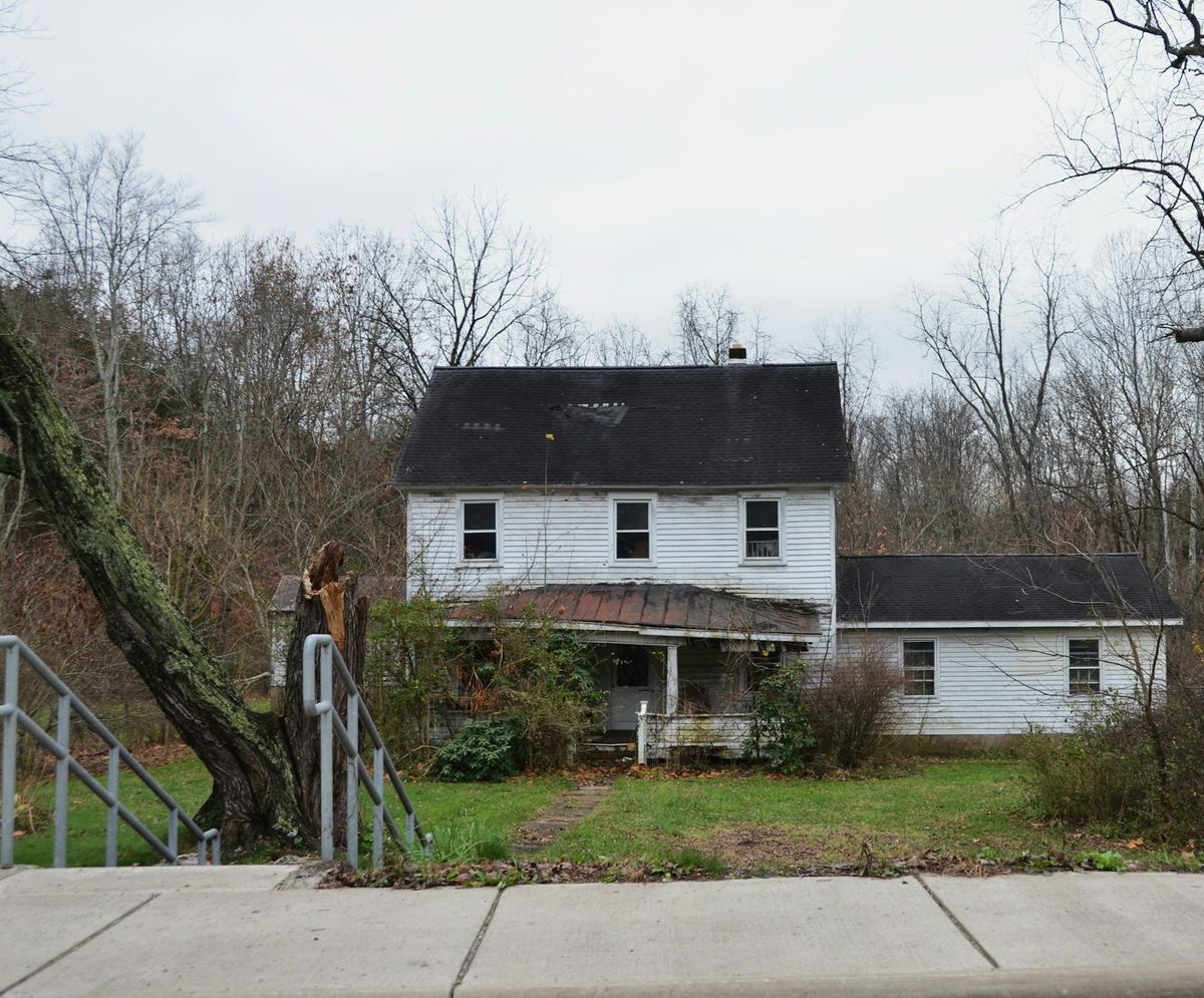 wind-damage-restoration-cleanup-southern-maryland.jpg