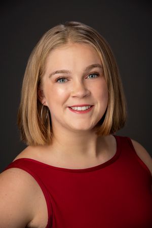 Camryn Fry Headshot.jpg