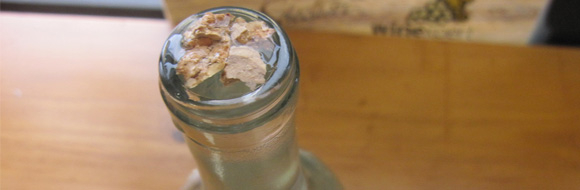 cork_bits_in_wine.jpg