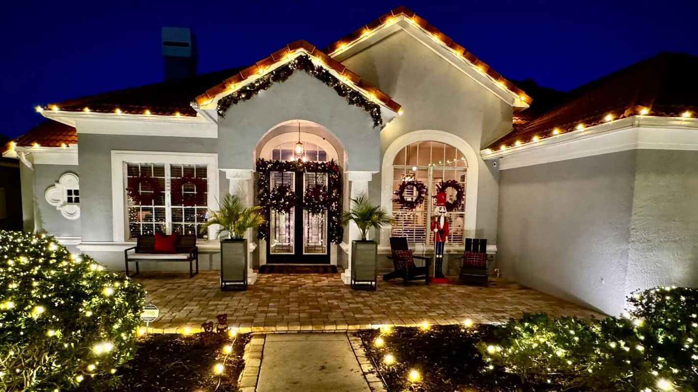 Christmas lights on home Christmas lights on home