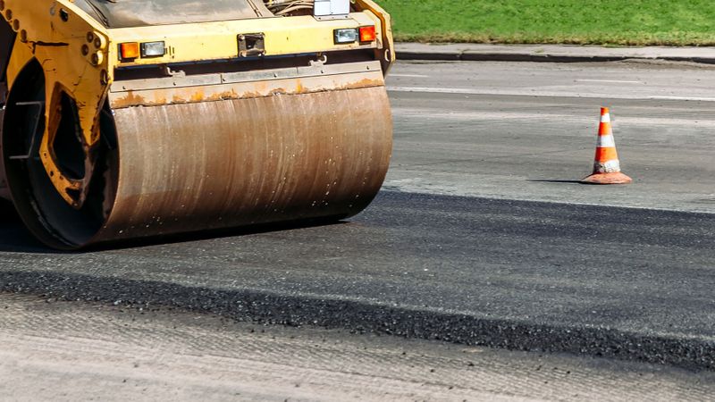 asphalt roller