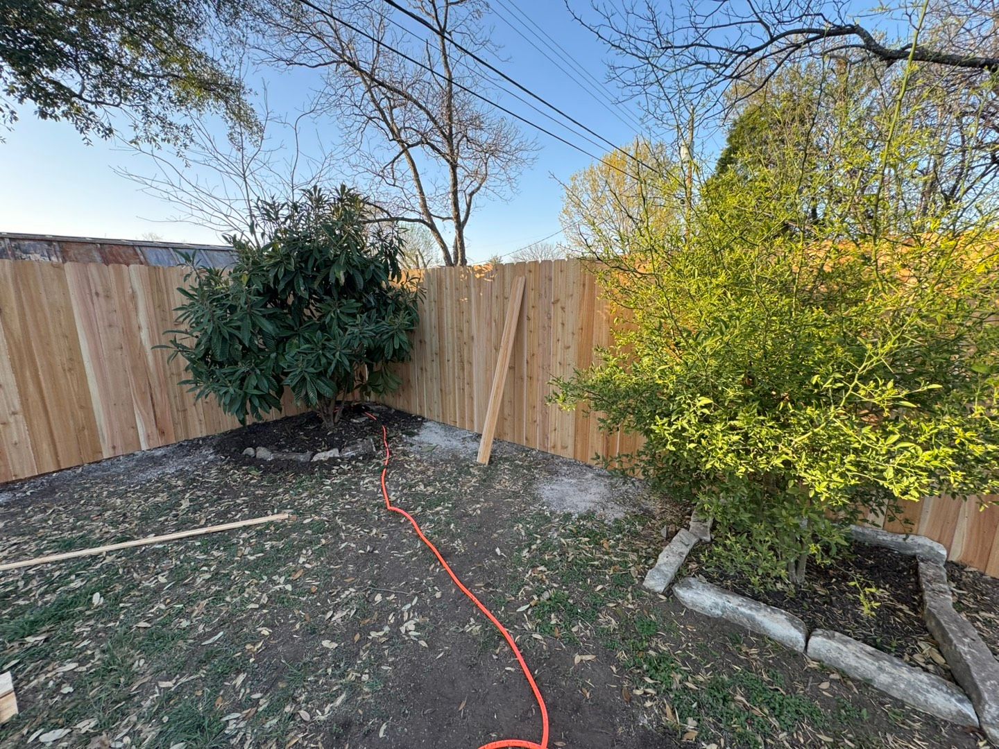 fence1.jpg
