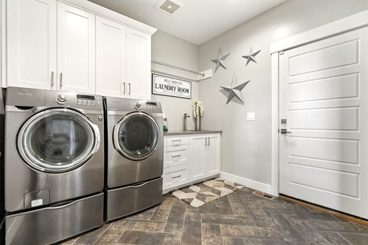 4658 Mariana Hills Cir 21 LR.jpg